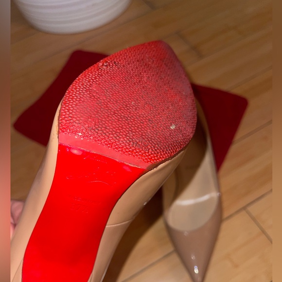 Christian Louboutin beige size 38 - Picture 6 of 10